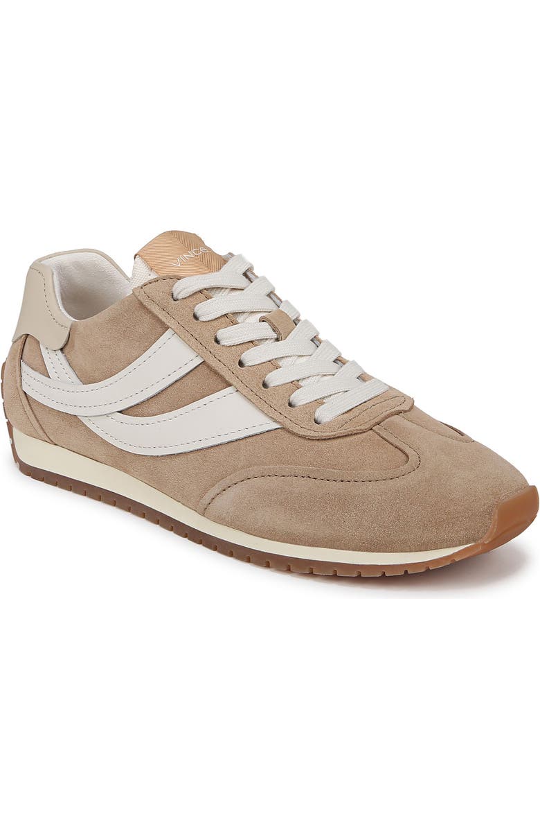 4 Anti-Development Outfits I Spot Each Time I am in Europe