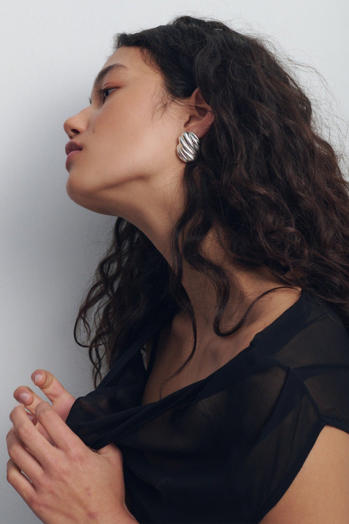 It is Cuffing Season! 9 Date-Evening Outfit Concepts That Will Are available Helpful