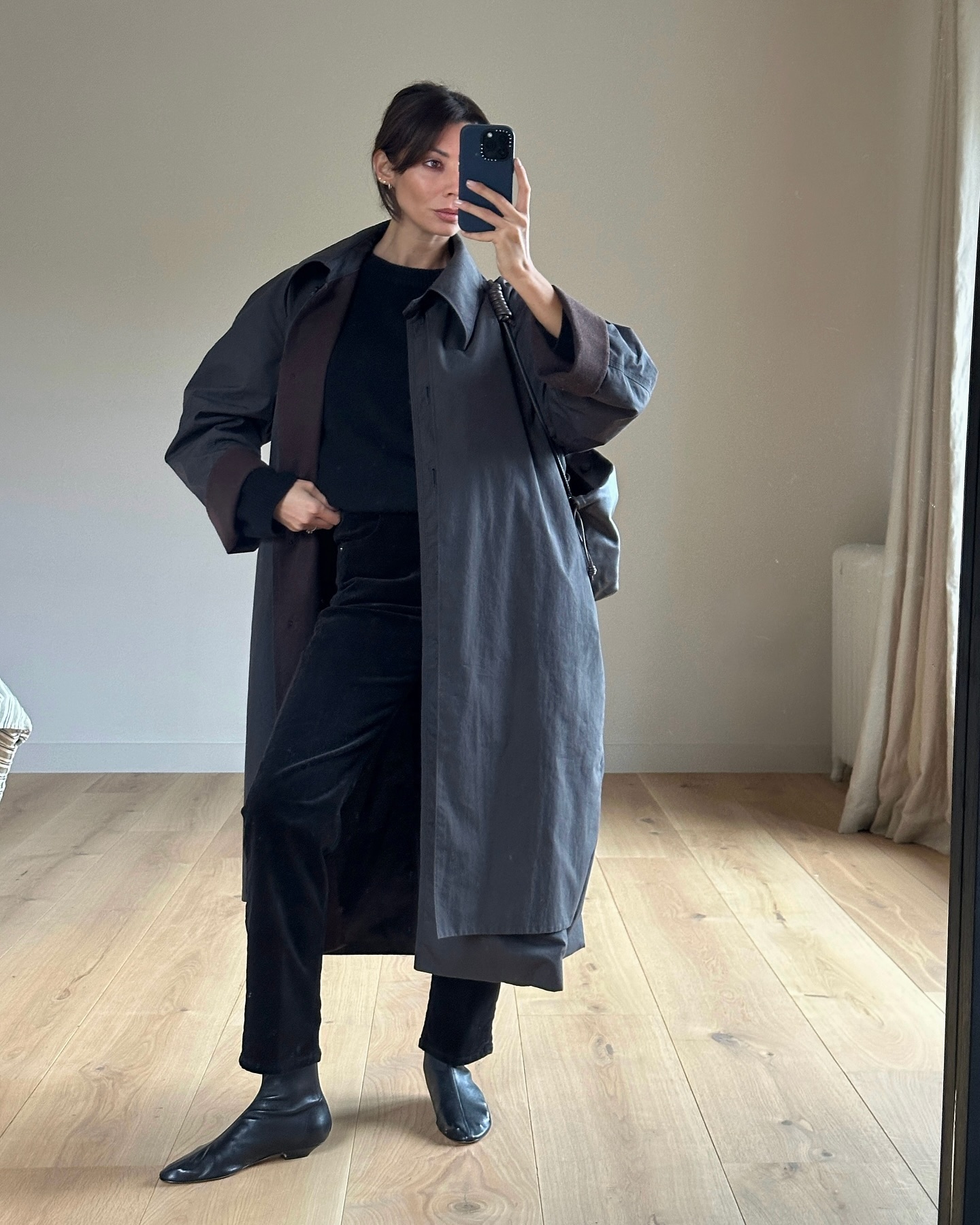 15 Outfits to Put on With Your Black Ankle Boots