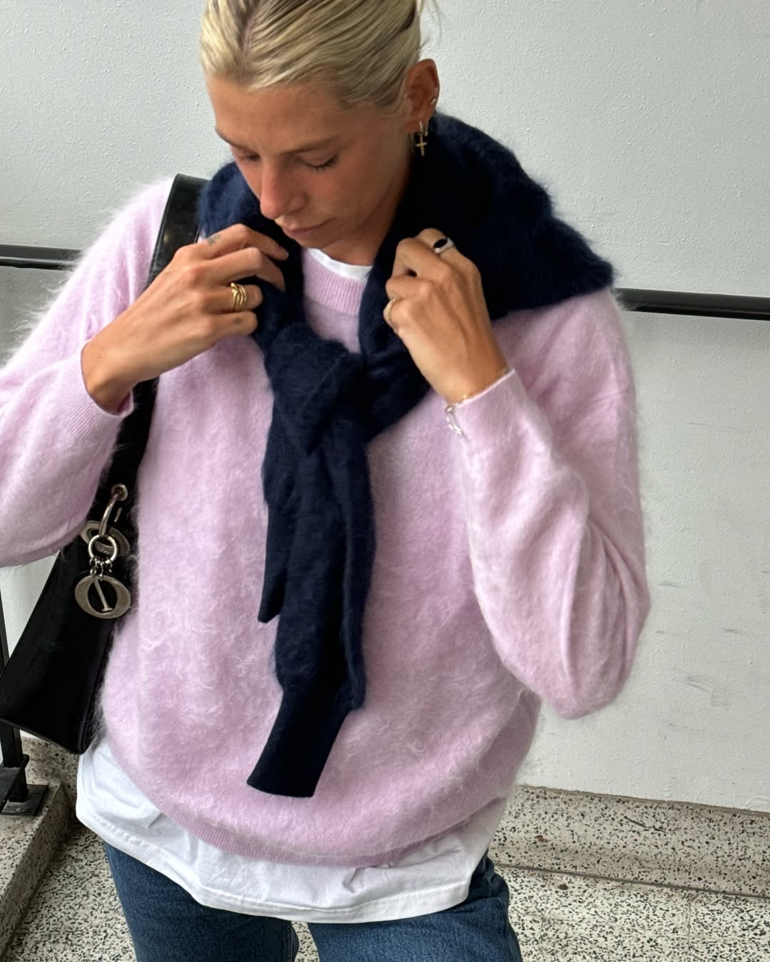 10 Methods to Model a Cashmere Sweater That Really feel Very 2025