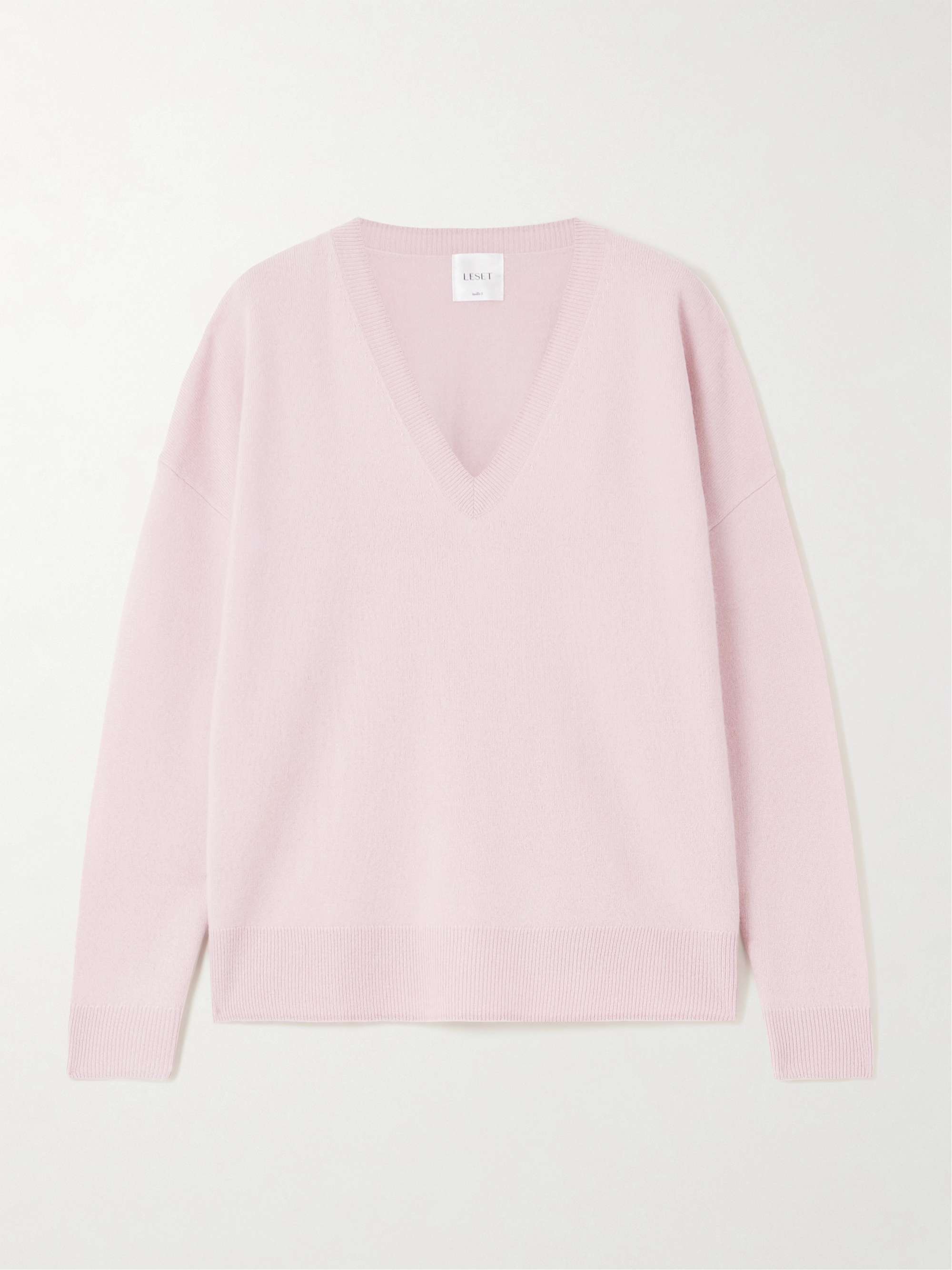 10 Methods to Model a Cashmere Sweater That Really feel Very 2025