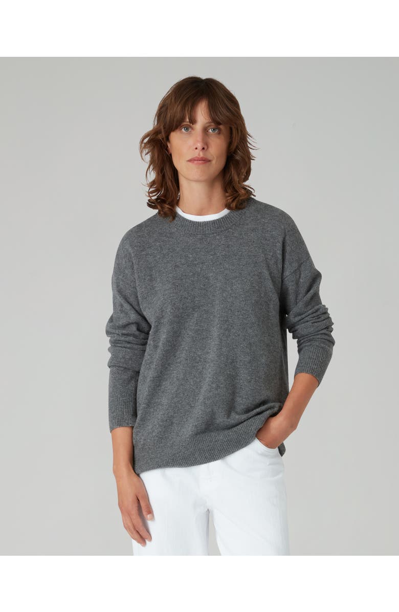 10 Methods to Model a Cashmere Sweater That Really feel Very 2025