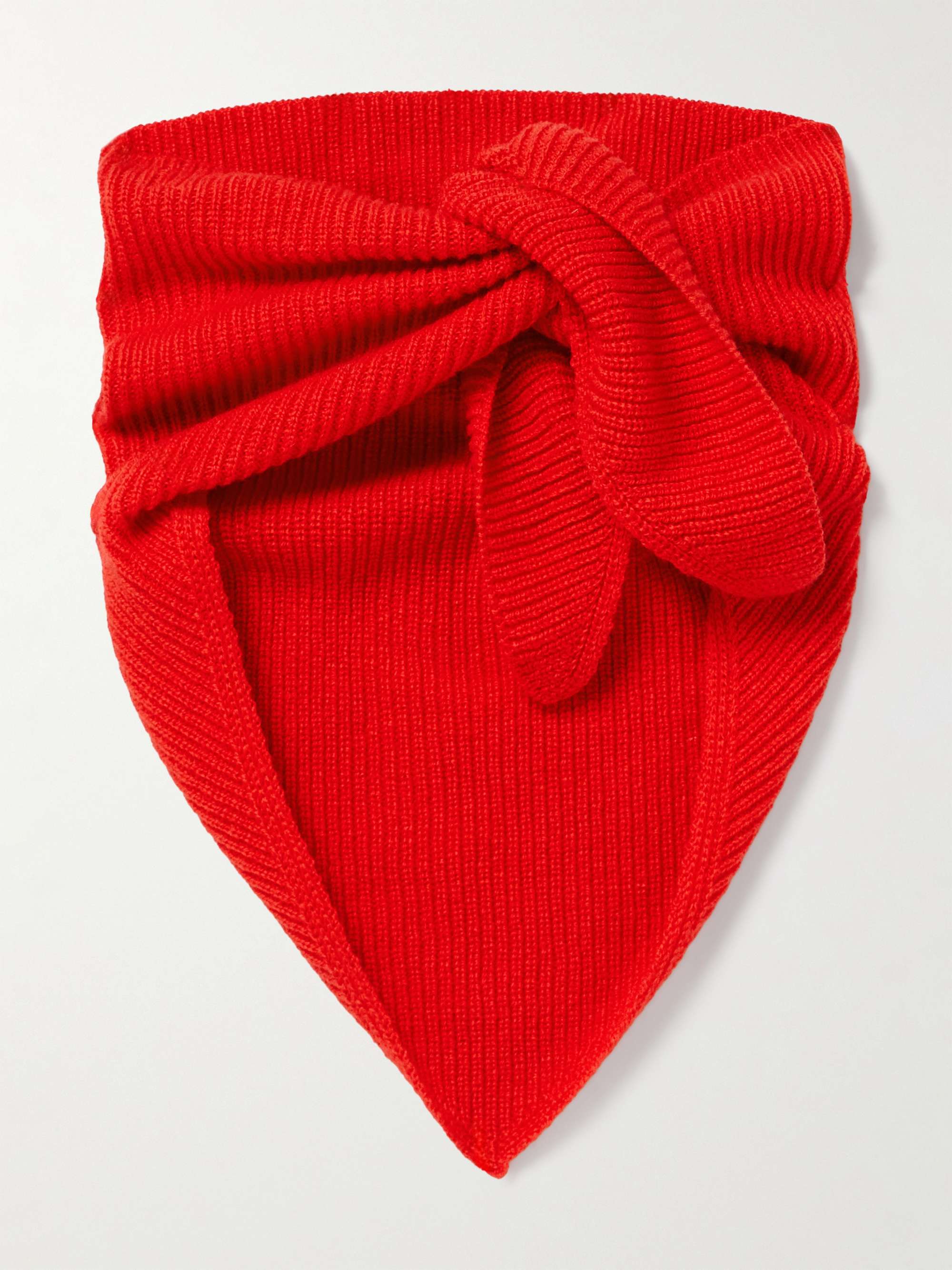 10 Methods to Model a Cashmere Sweater That Really feel Very 2025