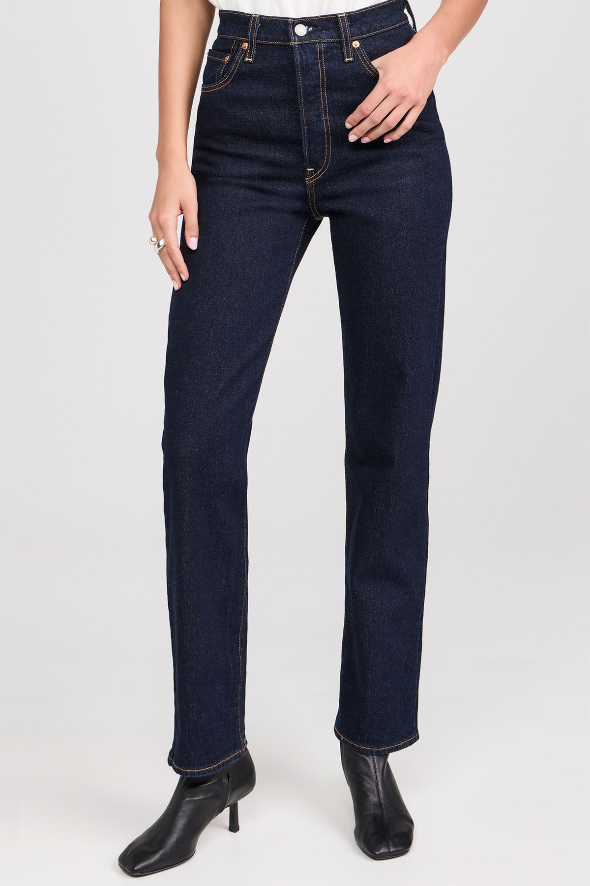 It is Cuffing Season! 9 Date-Evening Outfit Concepts That Will Are available Helpful