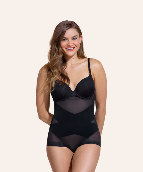 A Million Evaluations Later, the Finest Tummy Management Tank Tops on the Web