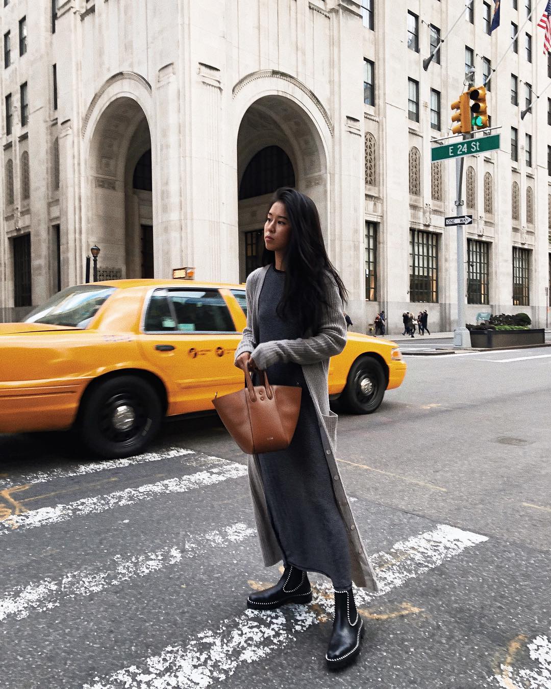 15 Outfits to Put on With Your Black Ankle Boots