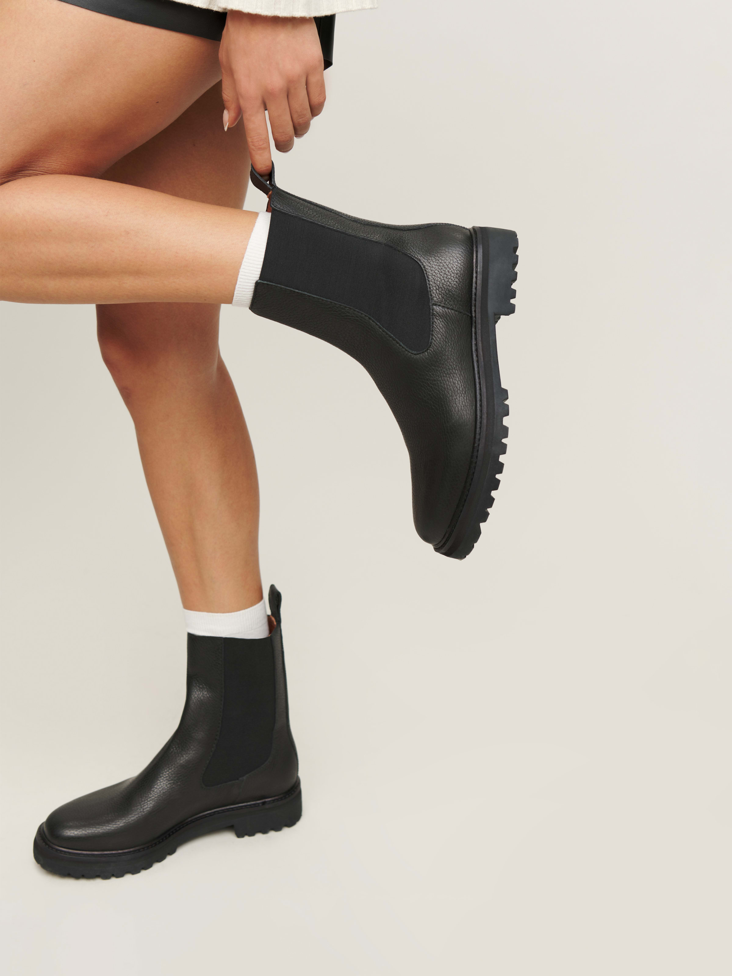 15 Outfits to Put on With Your Black Ankle Boots