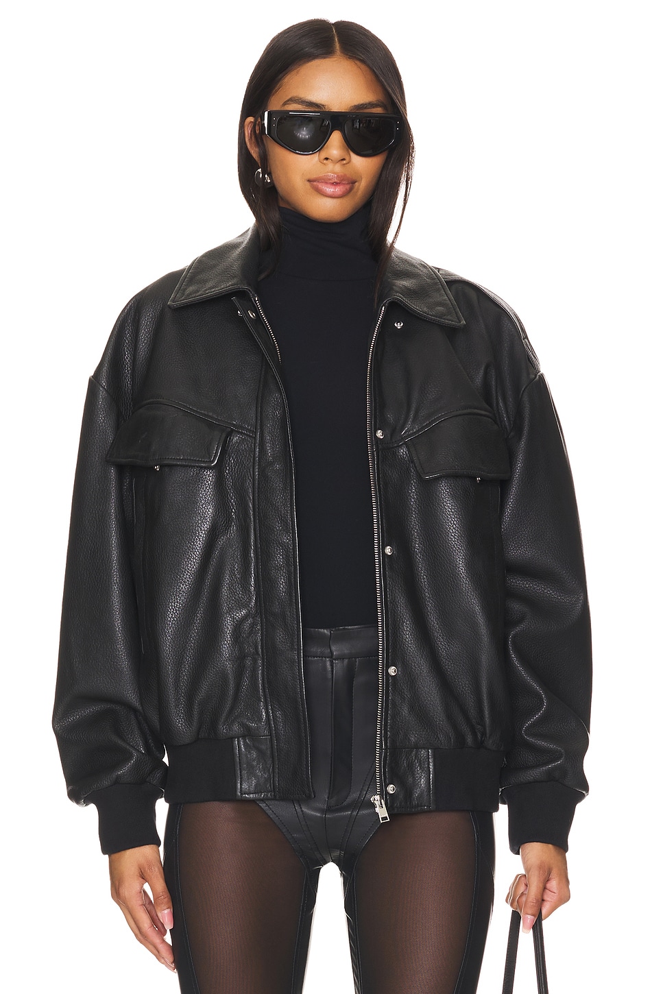 This Timeless Colour Combo Is Defining the Season's Chicest Outfits