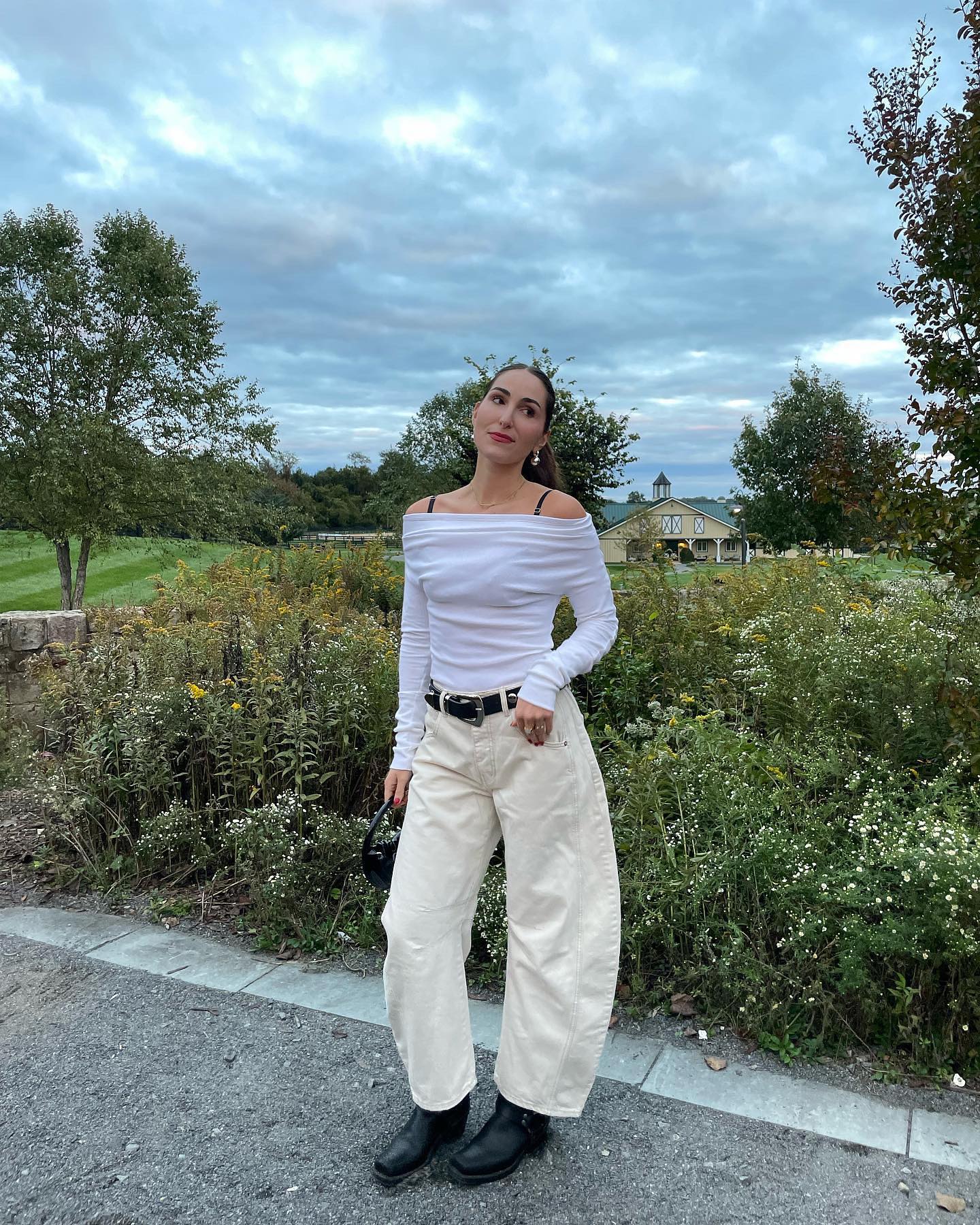 9 Methods Everybody Is Carrying 2025's Most Viral Denim Development