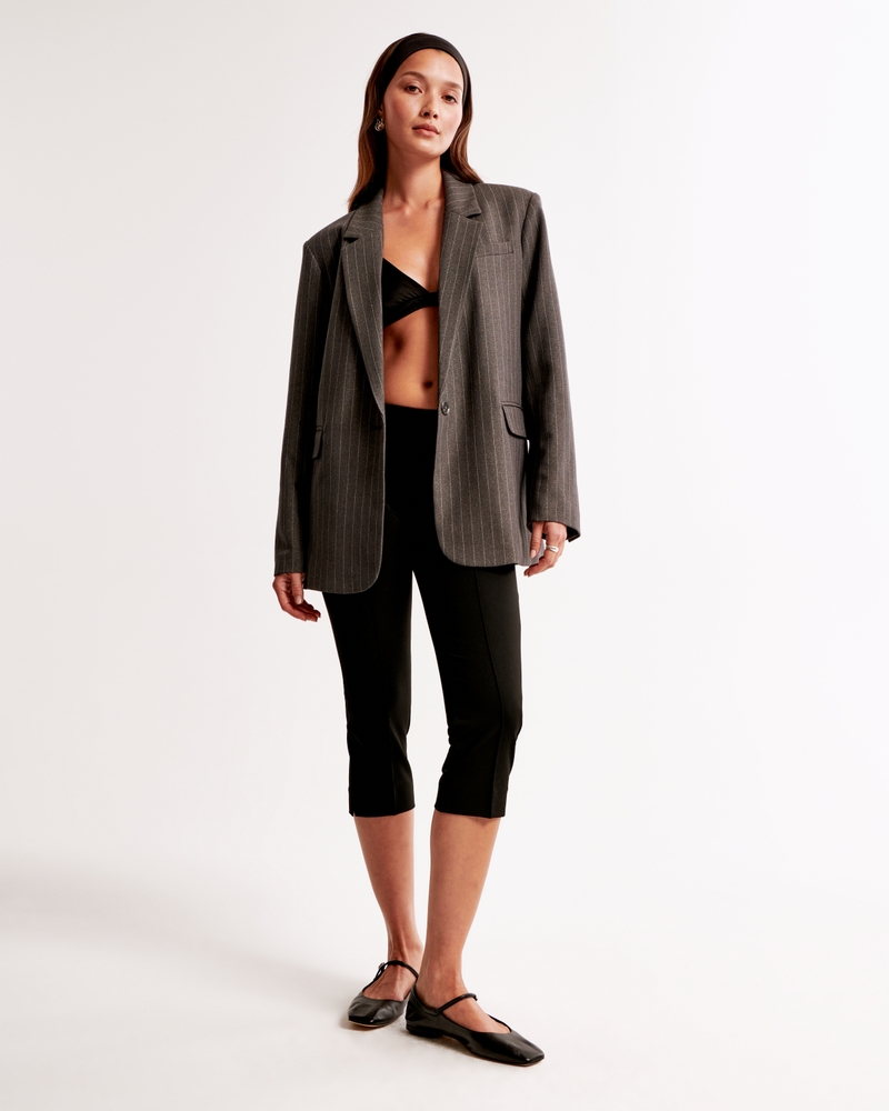 5 Methods to Put on the Anti-Saggy Pant Pattern That Has Us Divided