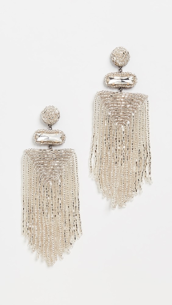 6 Methods Trend Individuals Put on Sparkles With out Wanting Over-the-Prime