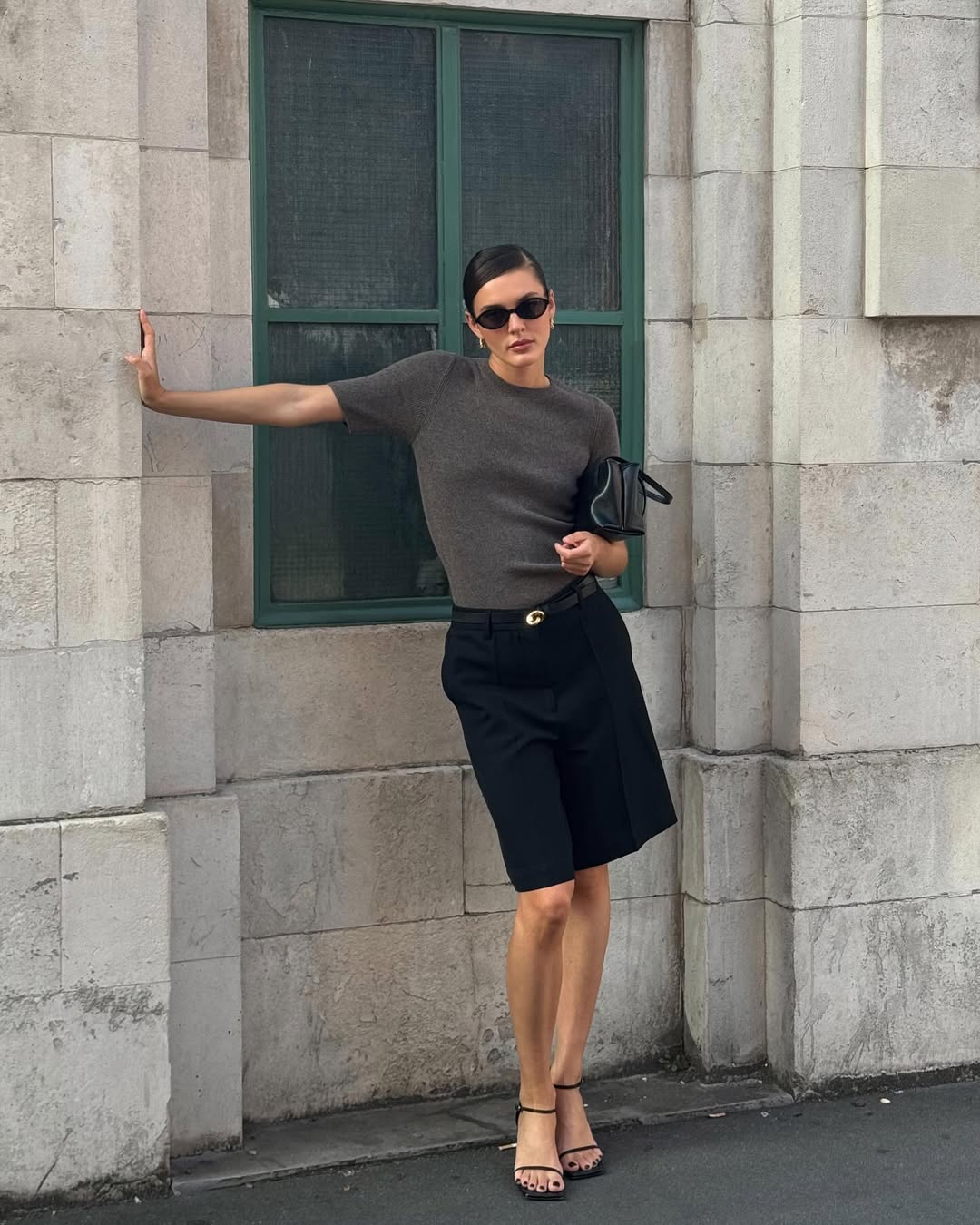 10 Methods to Model a Cashmere Sweater That Really feel Very 2025
