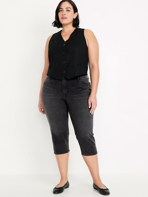 5 Methods to Put on the Anti-Saggy Pant Pattern That Has Us Divided
