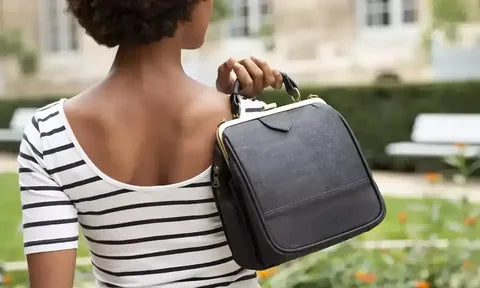 Does The Color Of Bag Make Ladies Extra Snug?